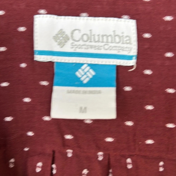 Columbia TexasA&M University Women’s Cotton PFG Swiss Dot Button Down SzM - Picture 3 of 10